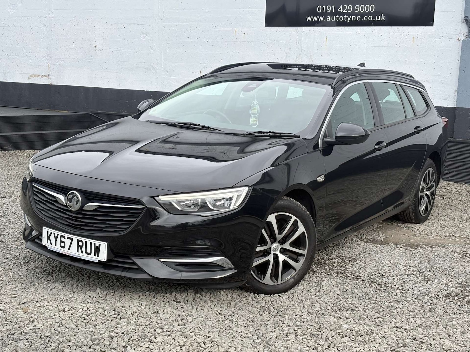Used Vauxhall Insignia 2017 for sale - 77775450: Photo 3
