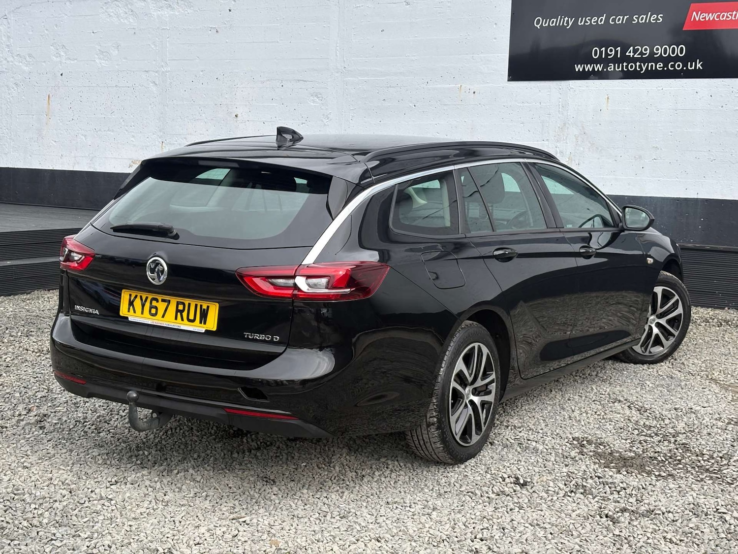 Used Vauxhall Insignia 2017 for sale - 77775450: Photo 4