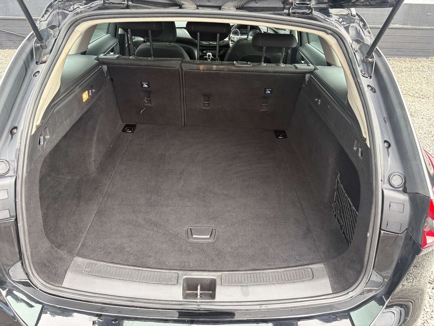 Used Vauxhall Insignia 2017 for sale - 77775450: Photo 8