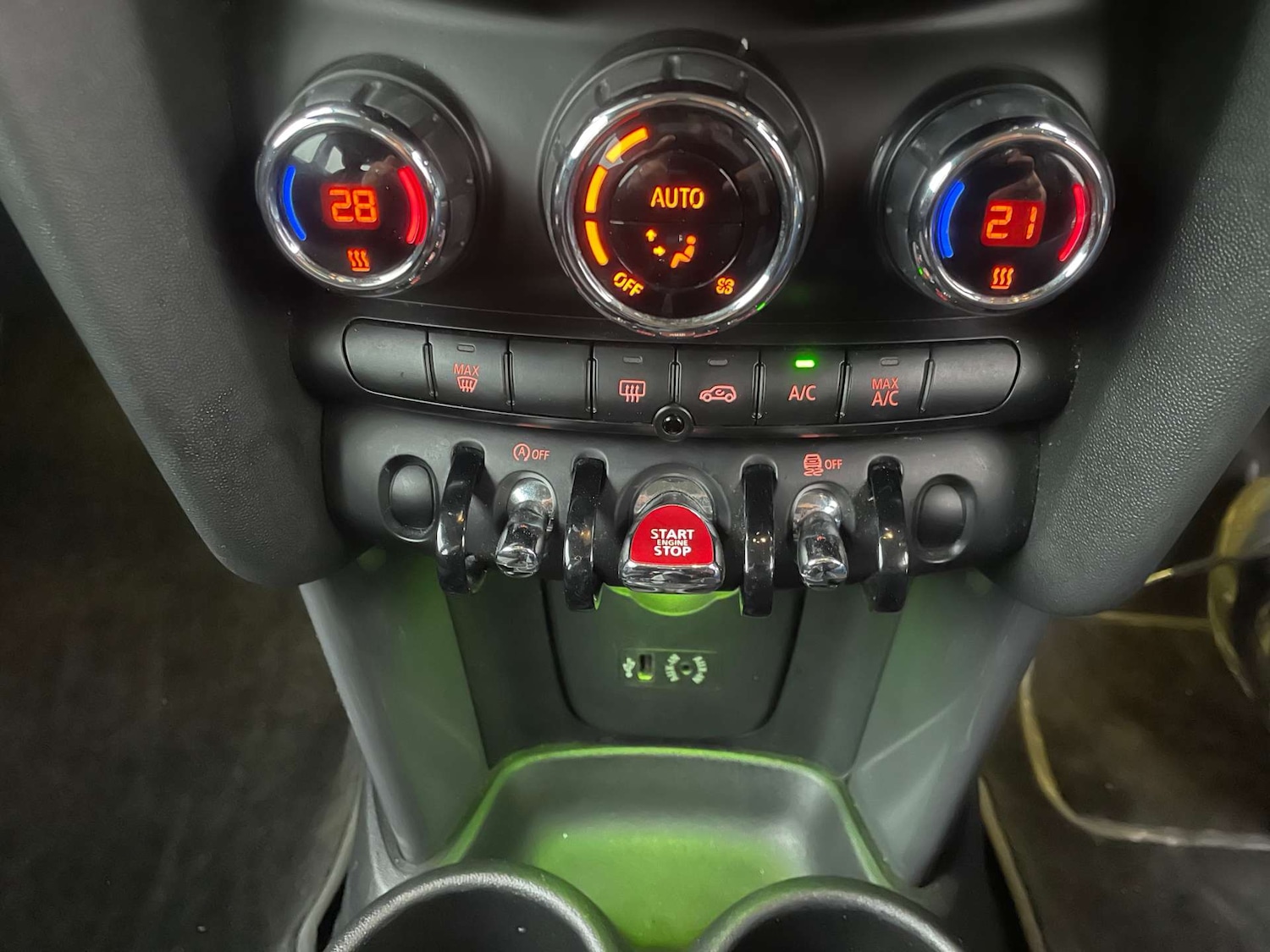 Used MINI Hatch 2017 for sale - 76948221: Photo 14