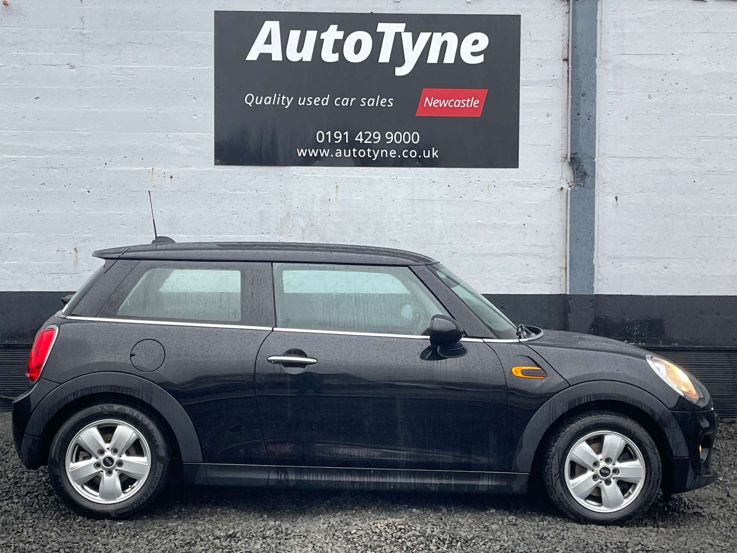 Used MINI Hatch 2017 for sale - 76948221: Photo 5