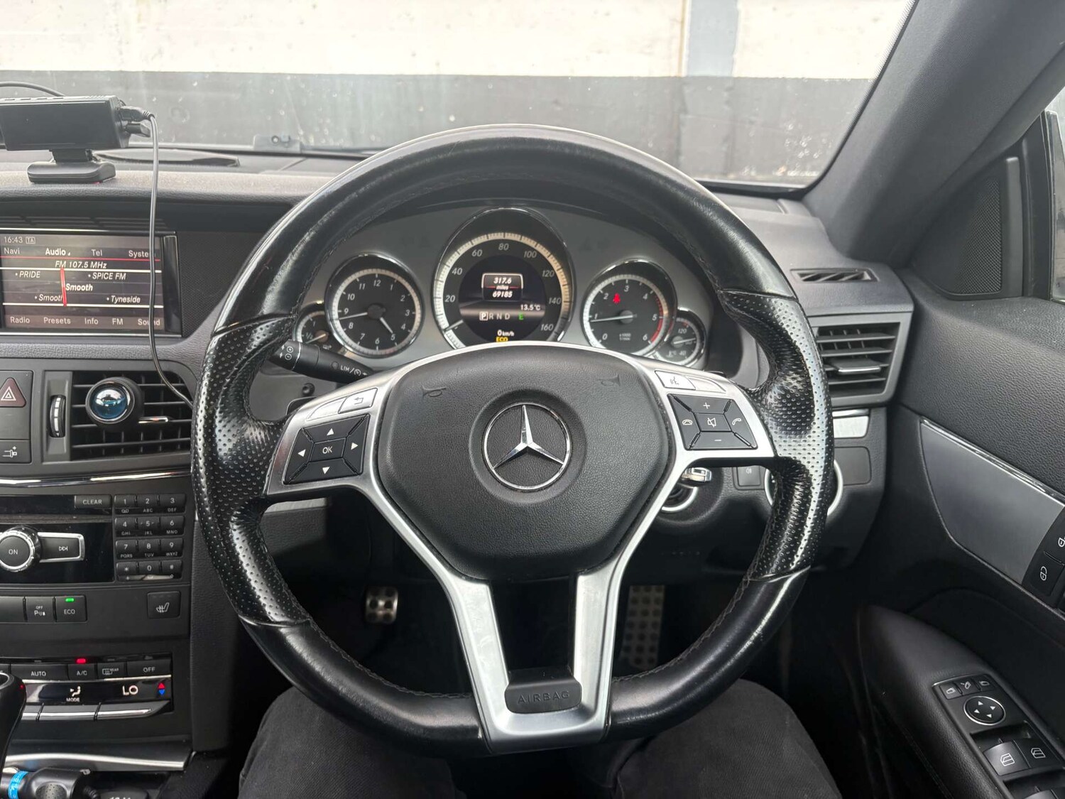 Used Mercedes-Benz E Class 2012 for sale - 77655550: Photo 10