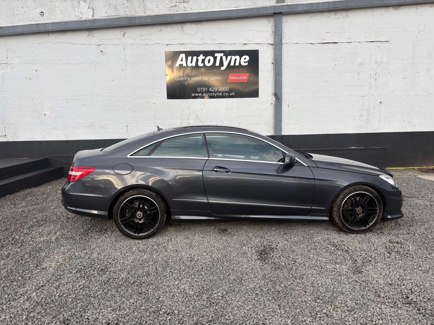 Used Mercedes-Benz E Class 2012 for sale - 77655550: Photo 7