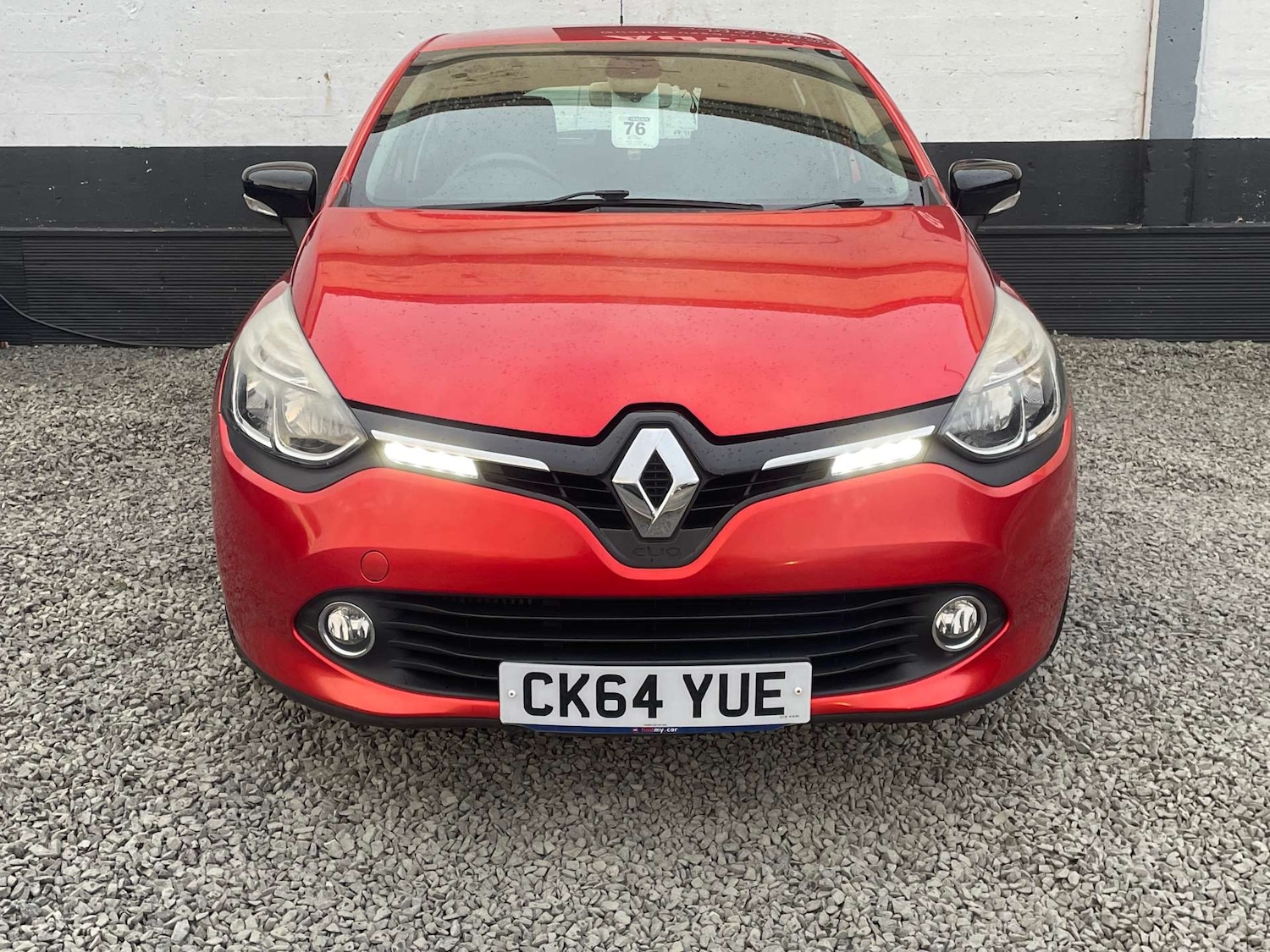 Used Renault Clio 2014 for sale - 77990029: Photo 2