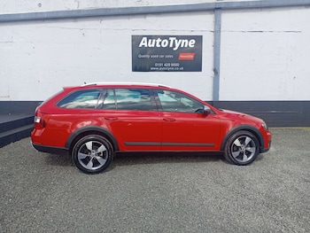 Used Skoda Octavia 2015 for sale - 75398037: Photo