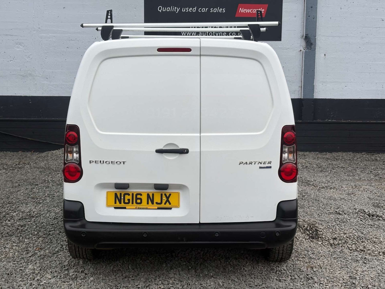 Used Peugeot Partner 2016 for sale - 77026737: Photo 6