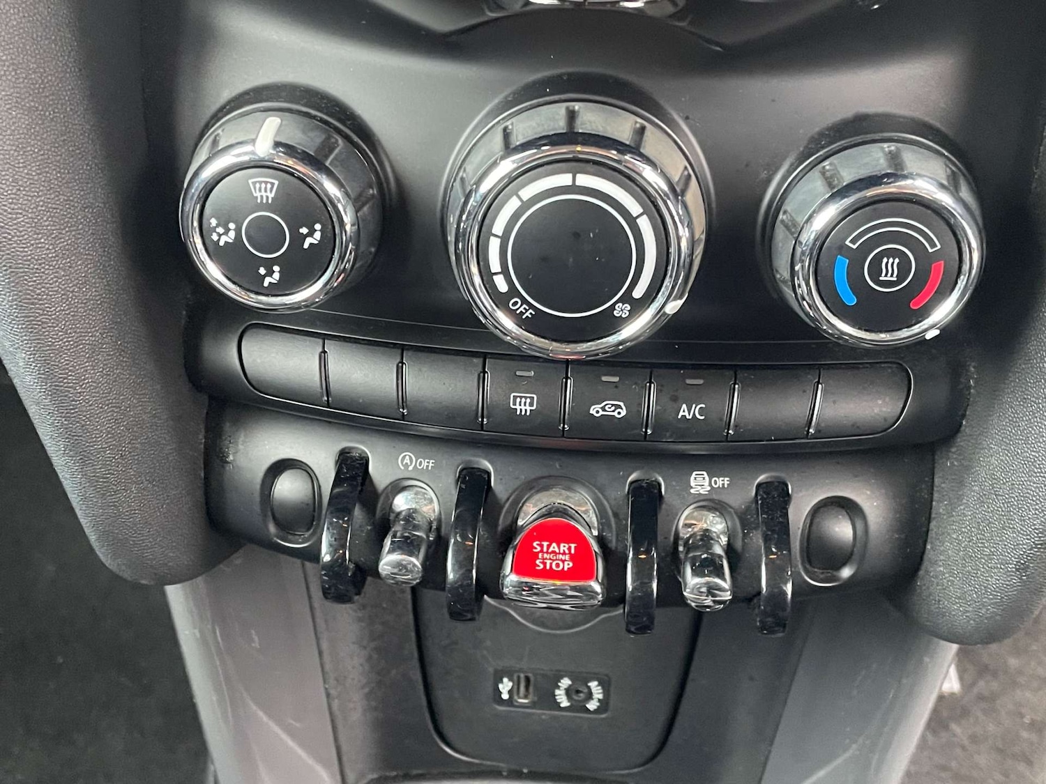 Used MINI Hatch 2015 for sale - 76919203: Photo 15