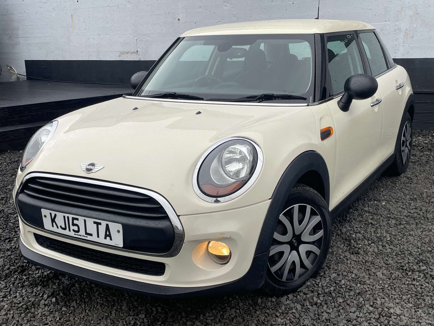 Used MINI Hatch 2015 for sale - 76919203: Photo 3