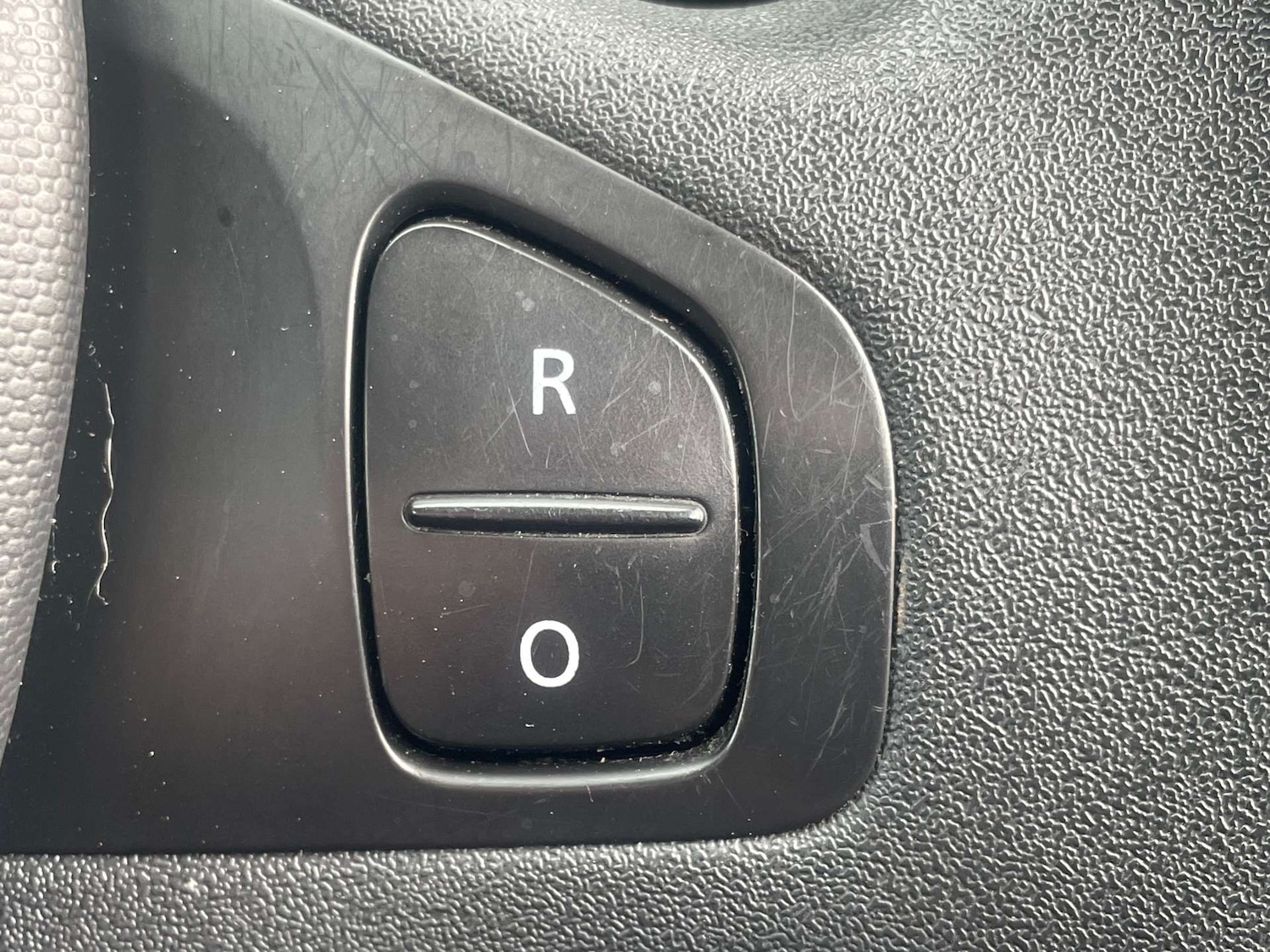 Used Renault Clio 2014 for sale - 76449810: Photo 15