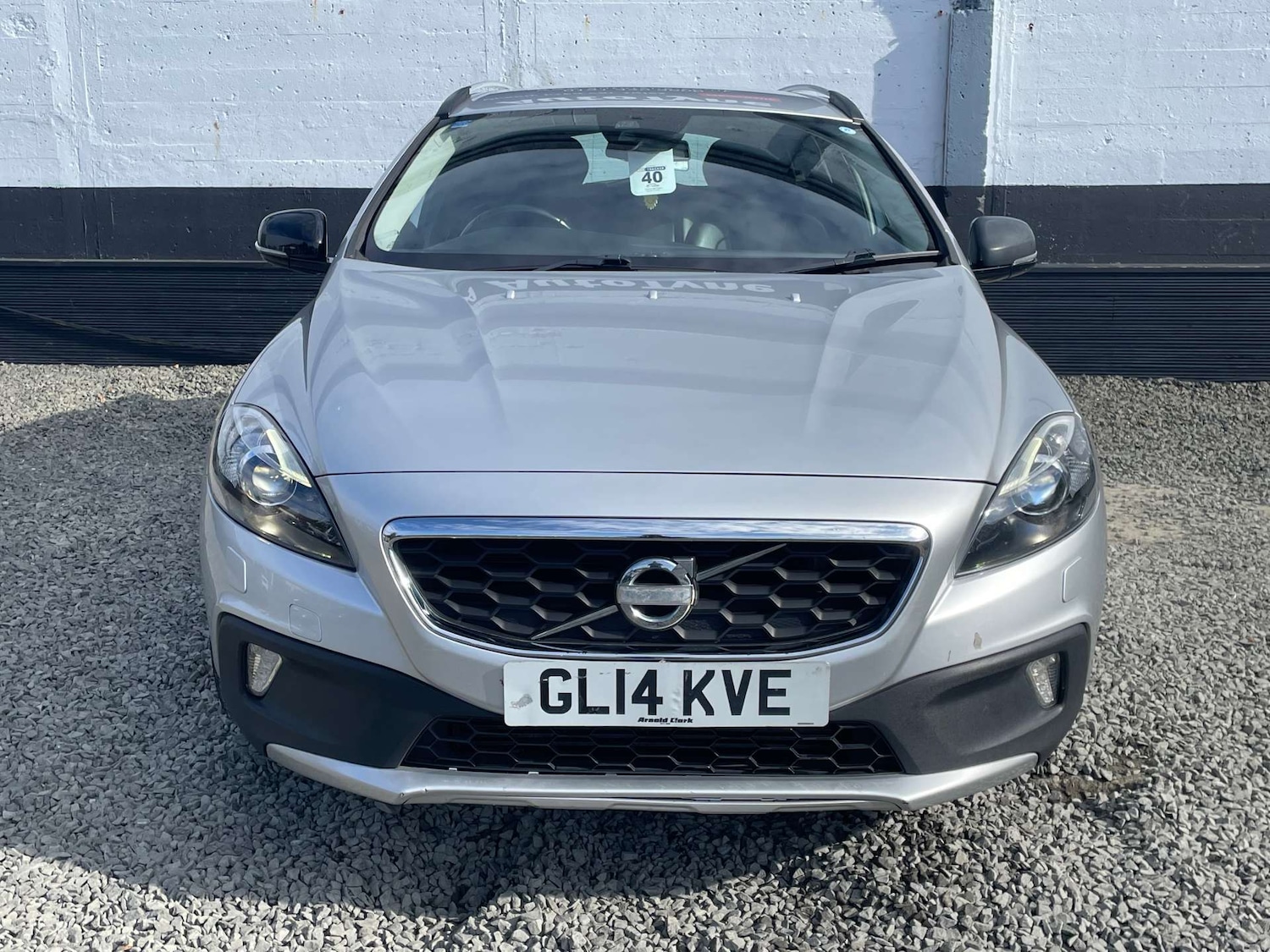 Used Volvo V40 2014 for sale - 76601487: Photo 2