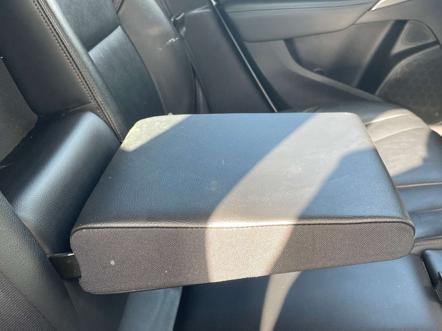 Used Volvo V40 2014 for sale - 76601487: Photo 27