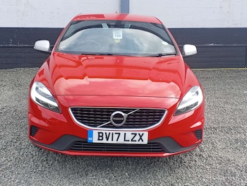 Used Volvo V40 2017 for sale - 75421244: Photo