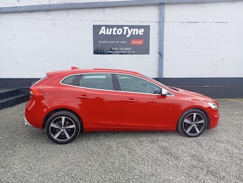 Used Volvo V40 2017 for sale - 75421244: Photo