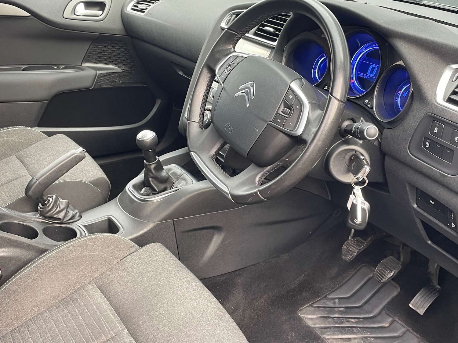 Used Citroen C4 2015 for sale - 77195832: Photo 11