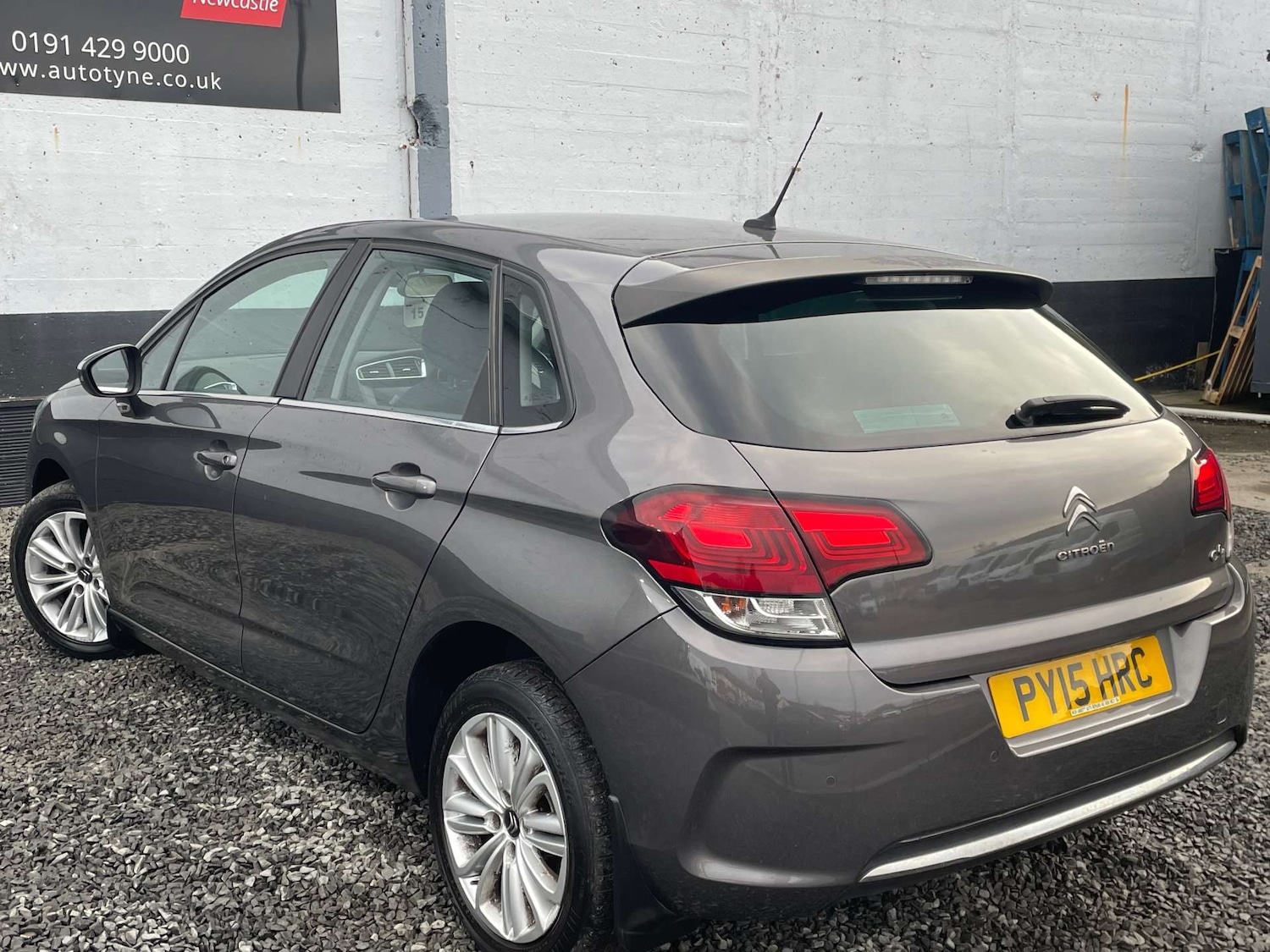 Used Citroen C4 2015 for sale - 77195832: Photo 8
