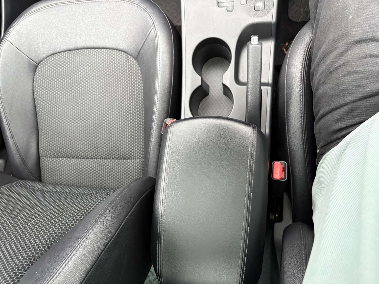 Used Hyundai Ix35 2013 for sale - 76601795: Photo 22