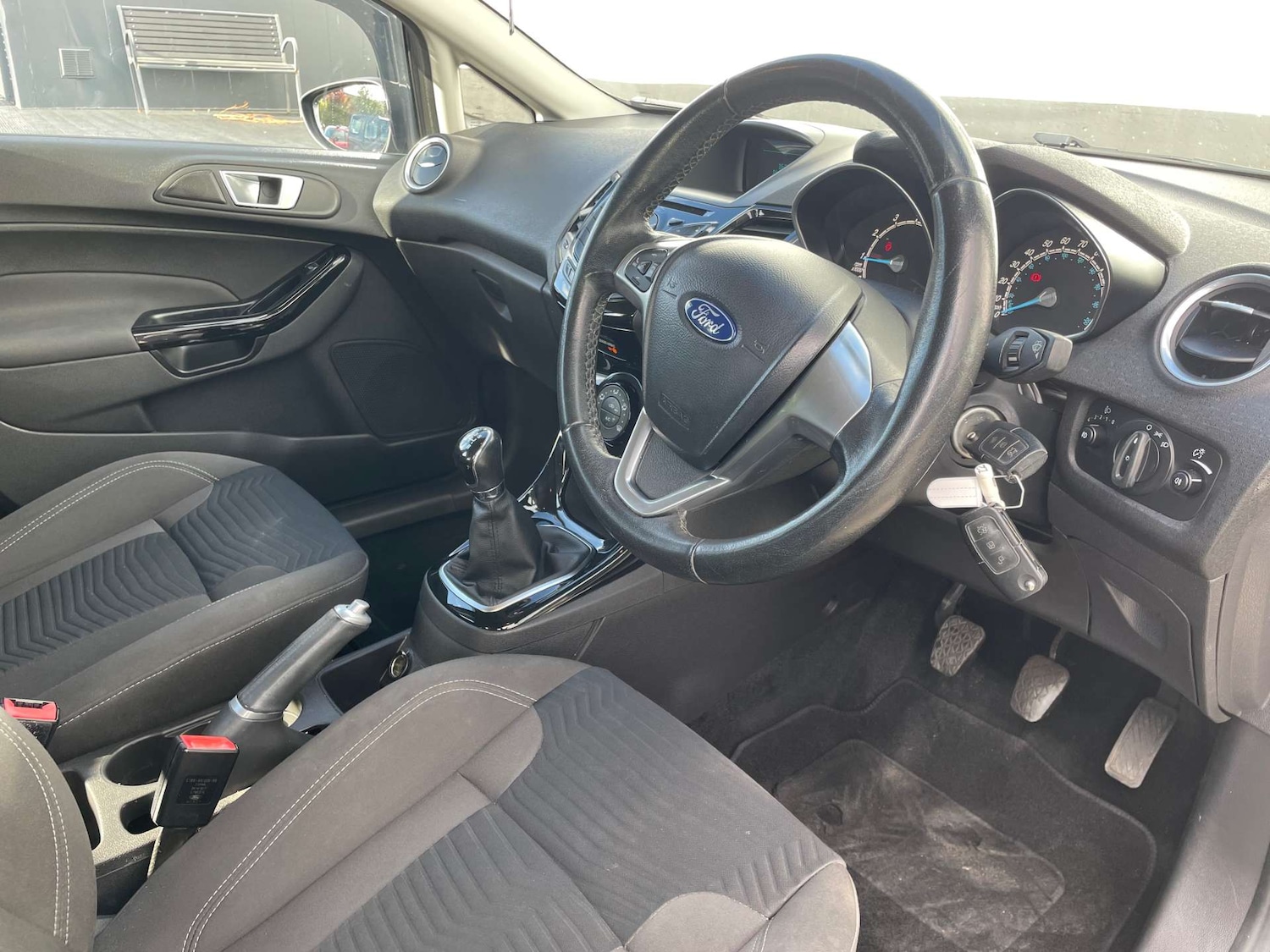 Used Ford Fiesta 2015 for sale - 76601624: Photo 14