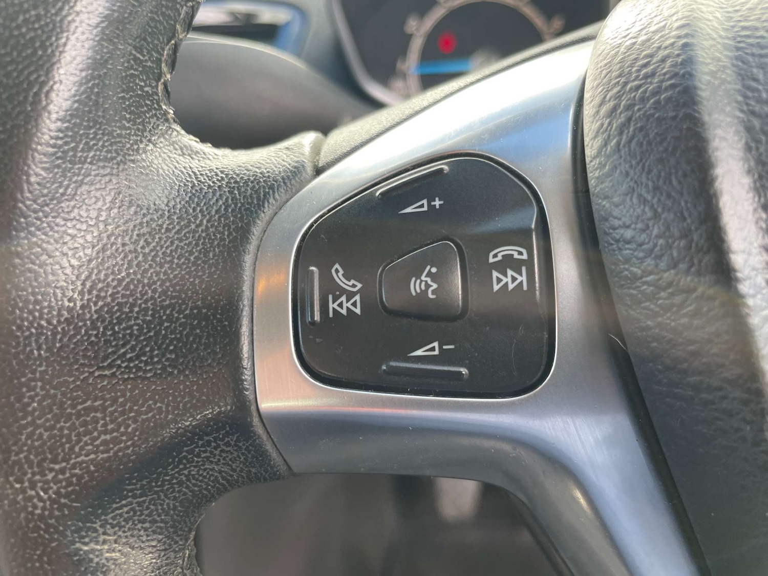 Used Ford Fiesta 2015 for sale - 76601624: Photo 16