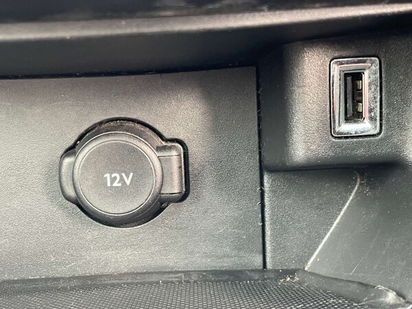 Used Peugeot 308 2018 for sale - 76068125: Photo 23