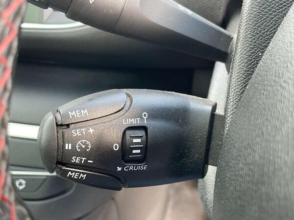 Used Peugeot 308 2018 for sale - 76068125: Photo 27