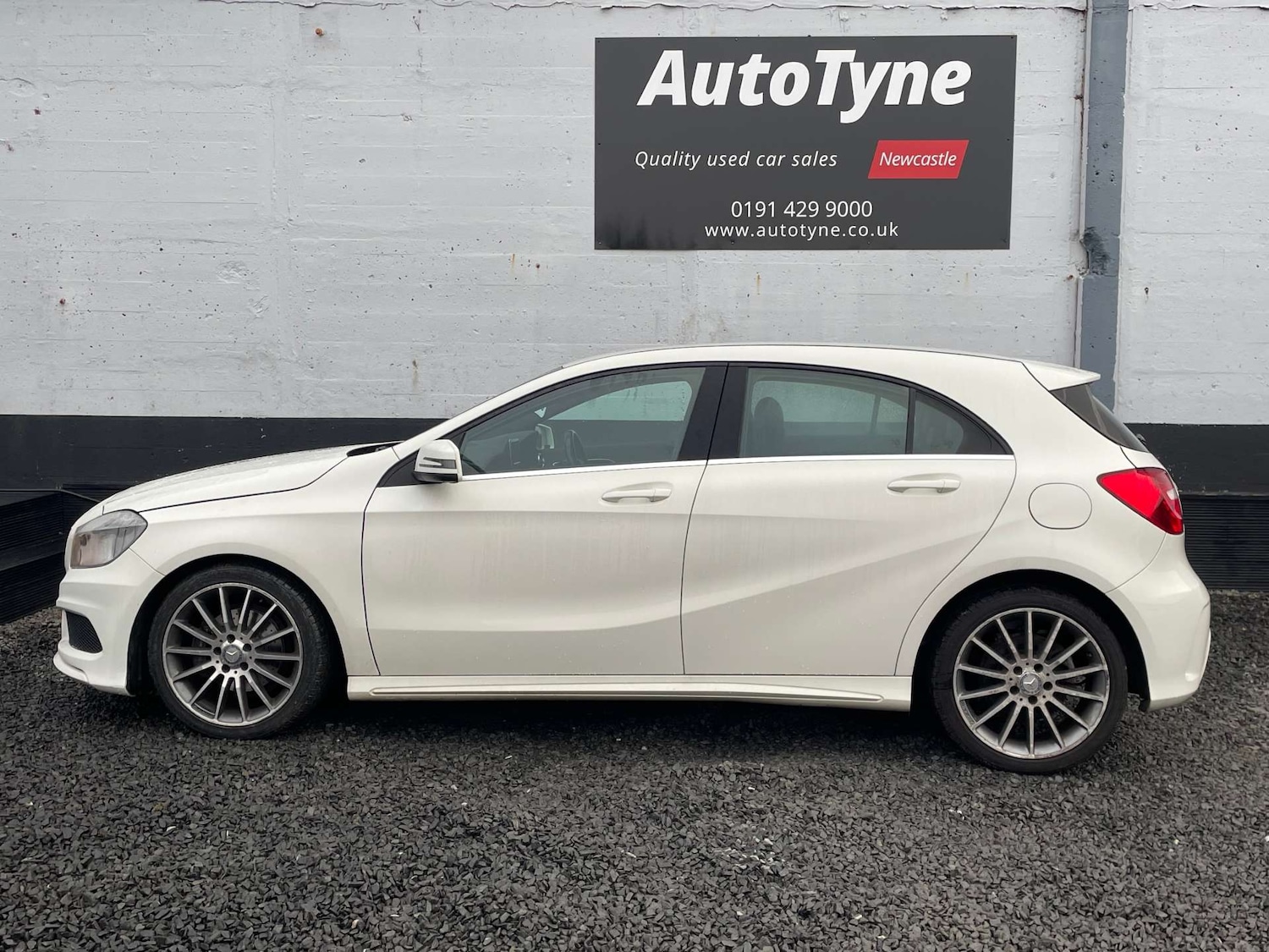 Used Mercedes-Benz A-Class 2014 for sale - 77022423: Photo 4