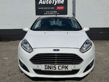 Used Ford Fiesta 2015 for sale - 79111854: Photo