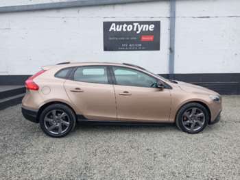 Used Volvo V40 2016 for sale - 74315816: Photo