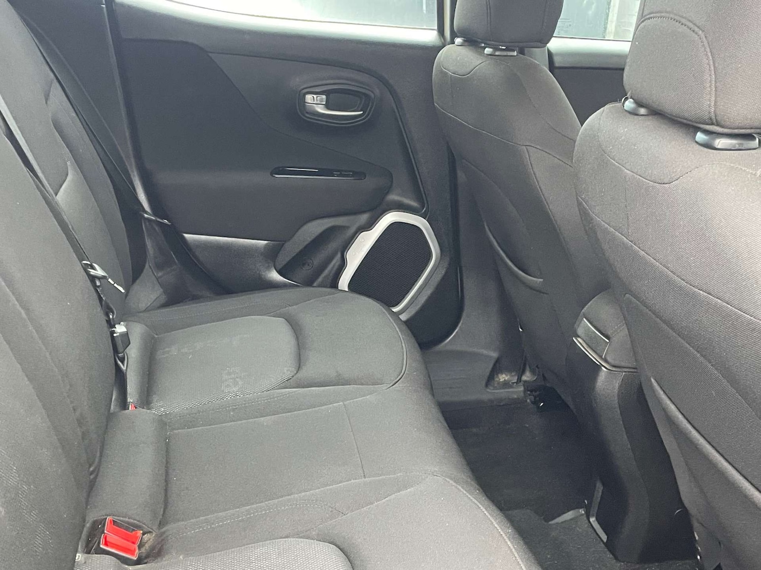 Used Jeep Renegade 2015 for sale - 77104187: Photo 9