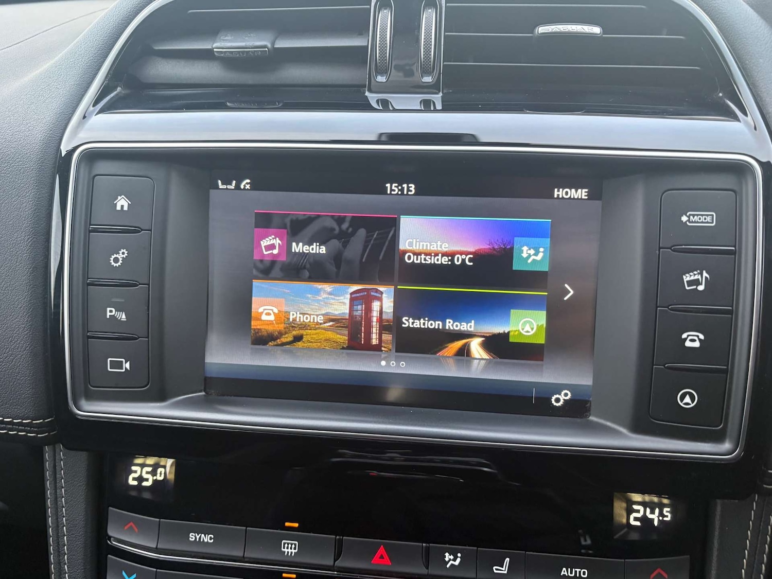 Used Jaguar F-Pace 2017 for sale - 77139213: Photo 18