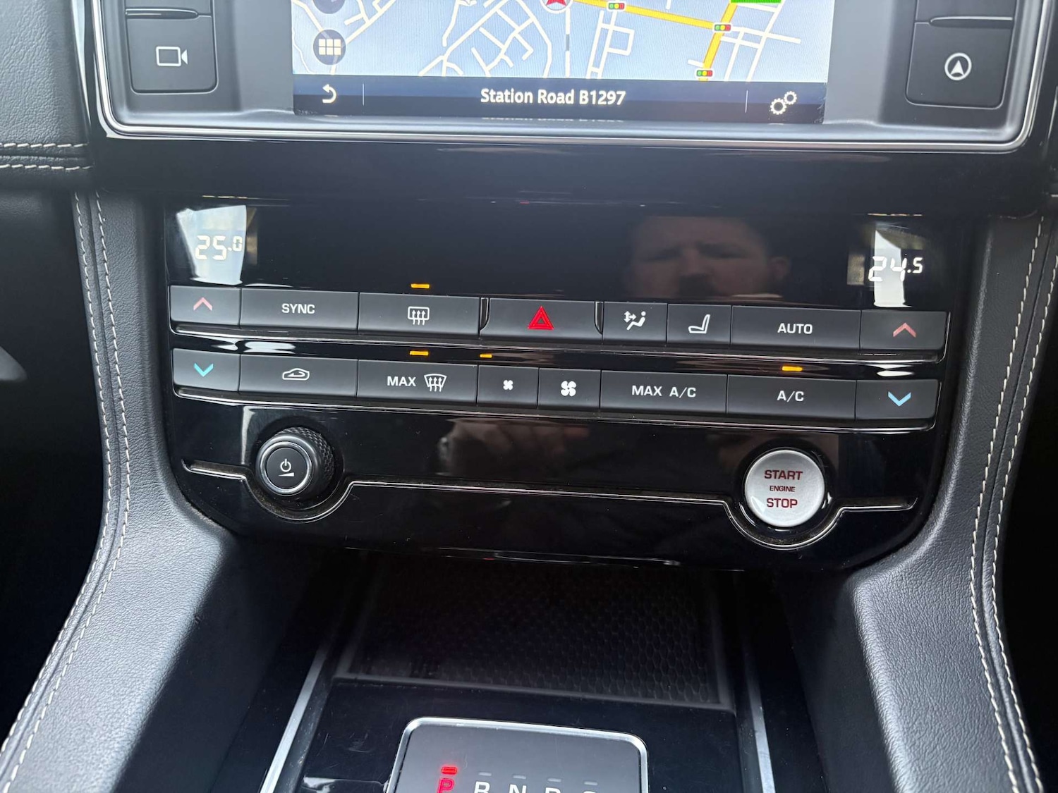 Used Jaguar F-Pace 2017 for sale - 77139213: Photo 21