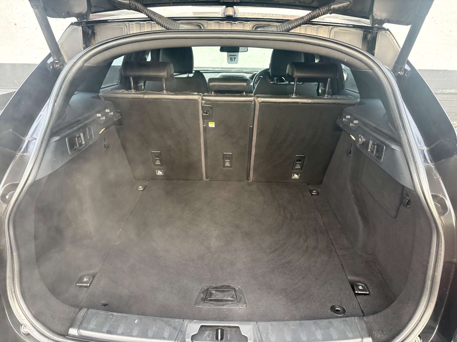 Used Jaguar F-Pace 2017 for sale - 77139213: Photo 8