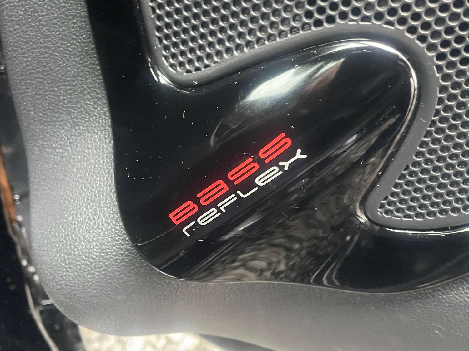 Used Renault Clio 2016 for sale - 76354256: Photo 19