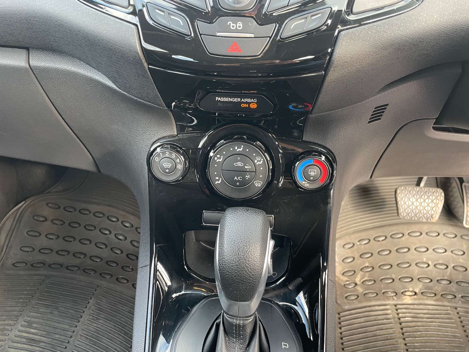 Used Ford Fiesta 2016 for sale - 77590634: Photo 19