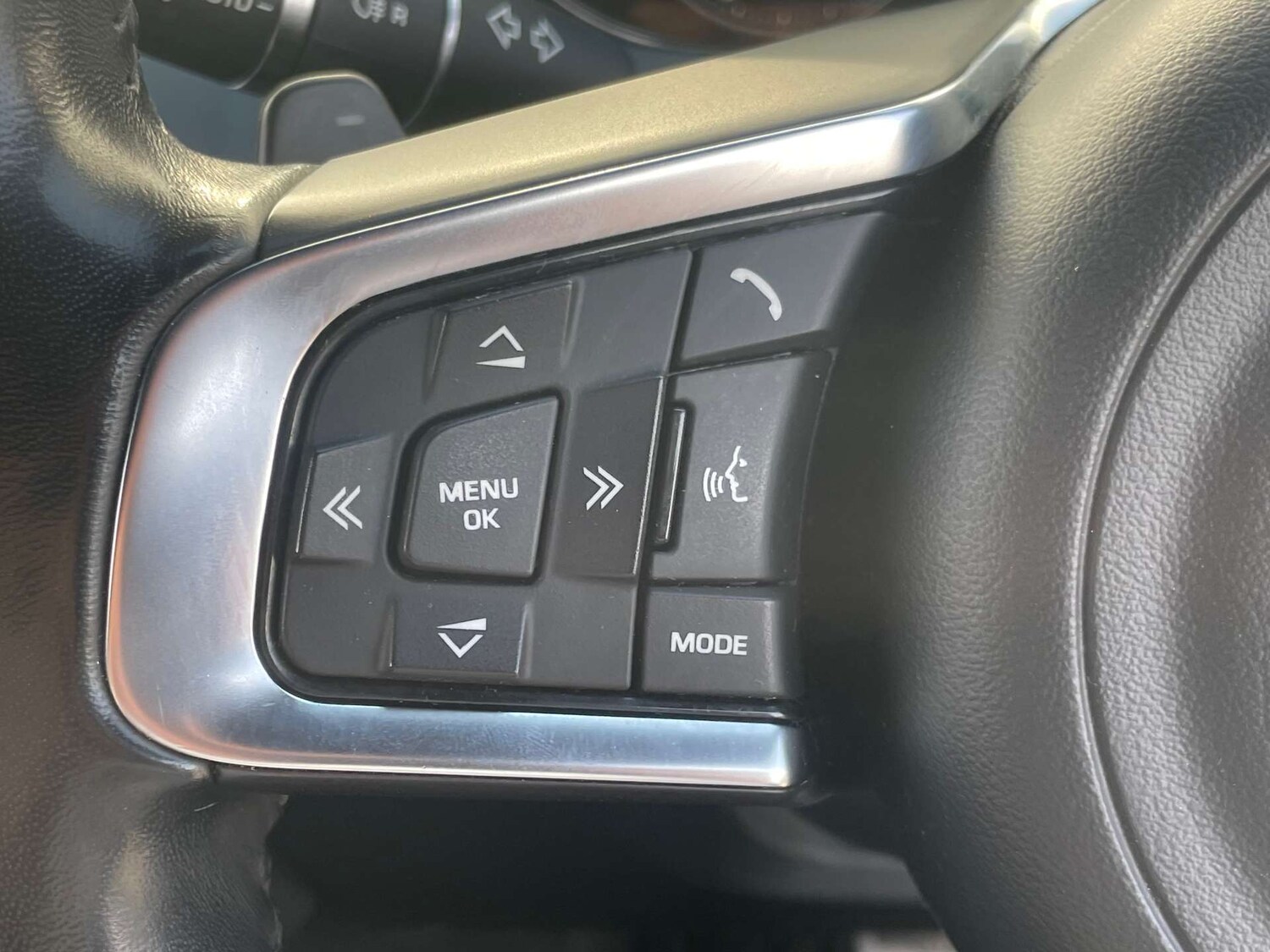 Used Jaguar E-Pace 2018 for sale - 78167845: Photo 17