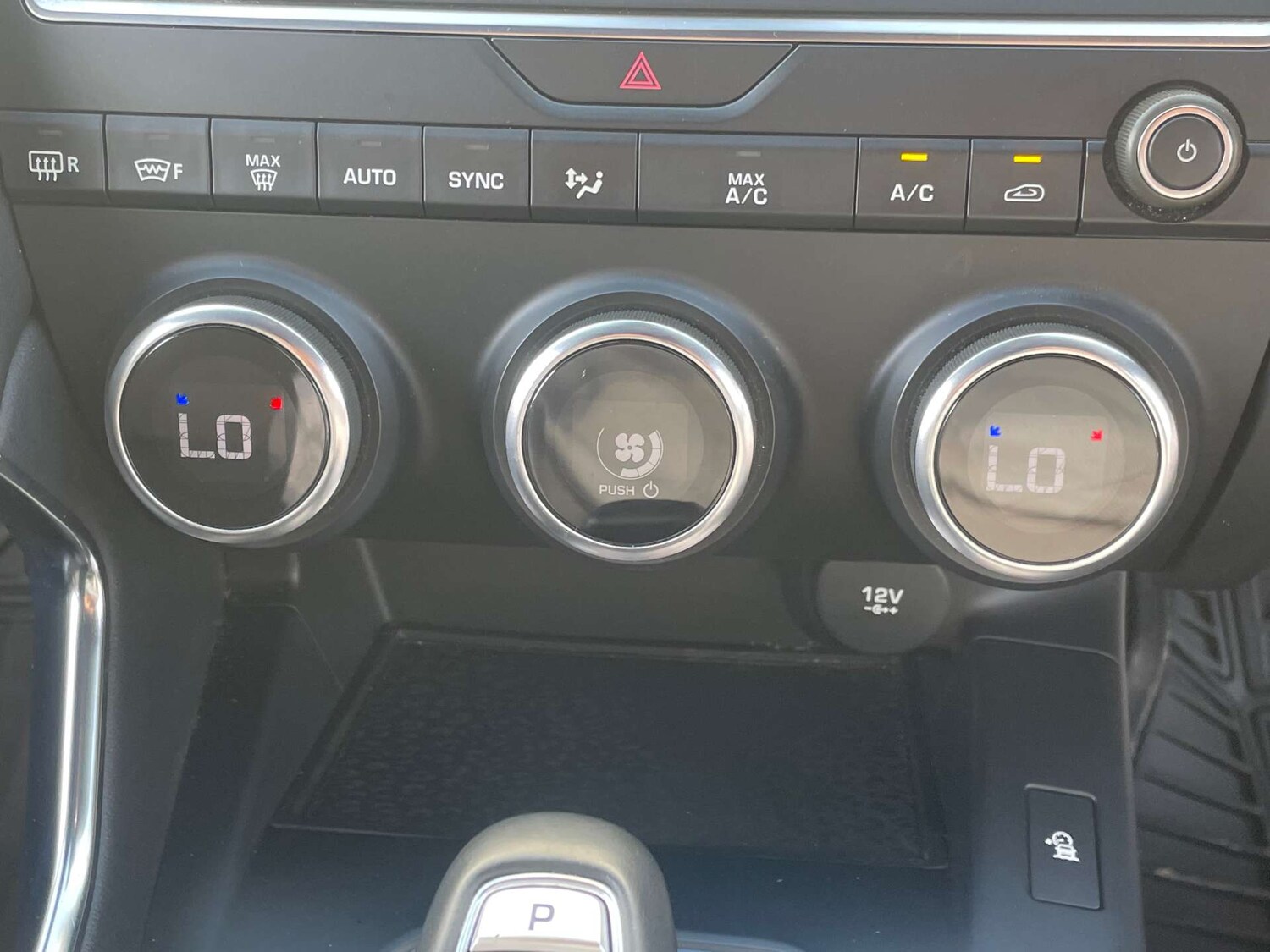 Used Jaguar E-Pace 2018 for sale - 78167845: Photo 21