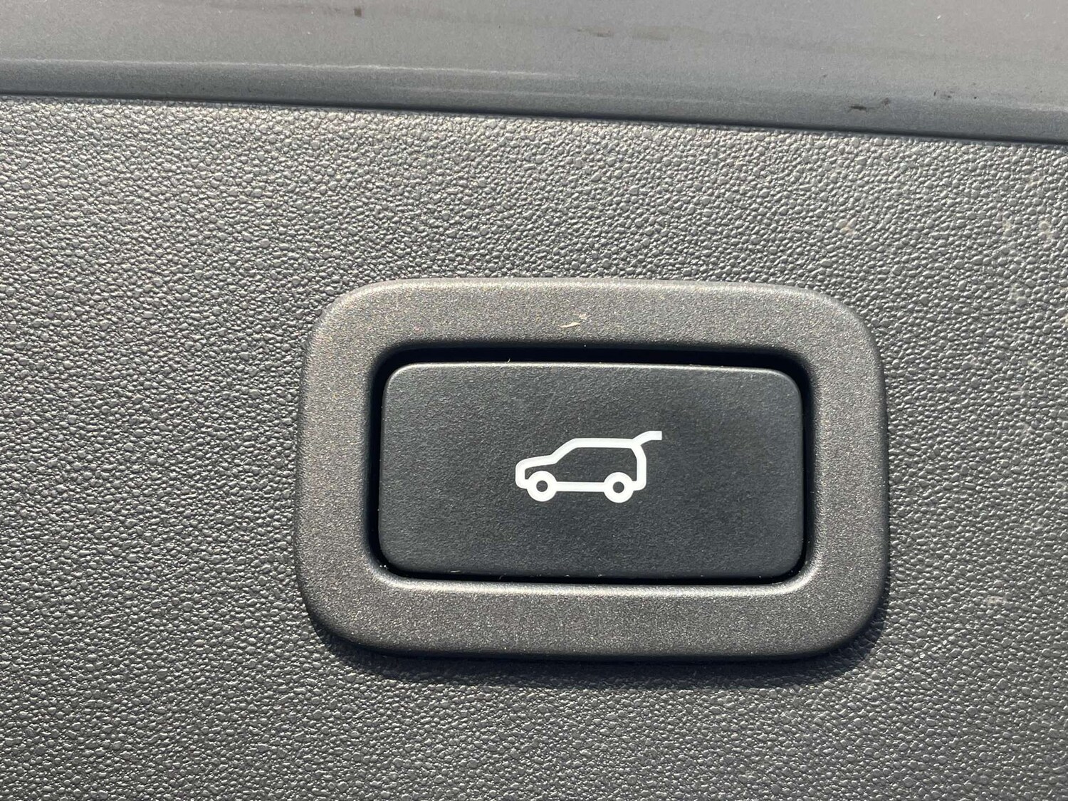 Used Jaguar E-Pace 2018 for sale - 78167845: Photo 25