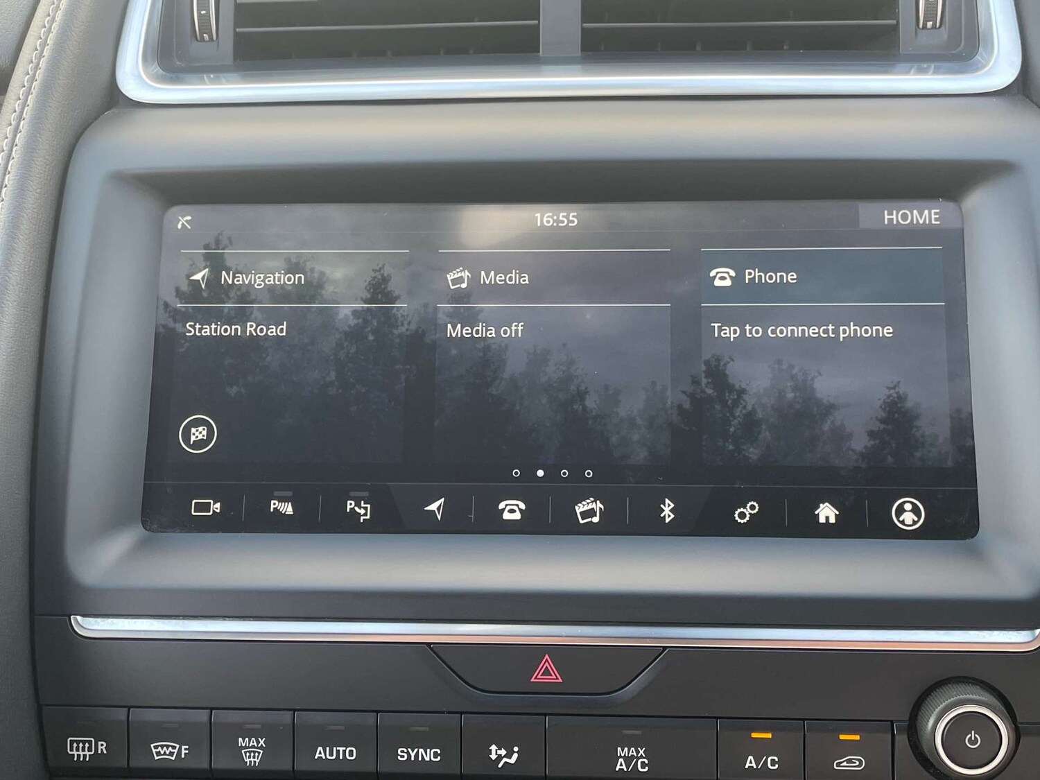 Used Jaguar E-Pace 2018 for sale - 78167845: Photo 27