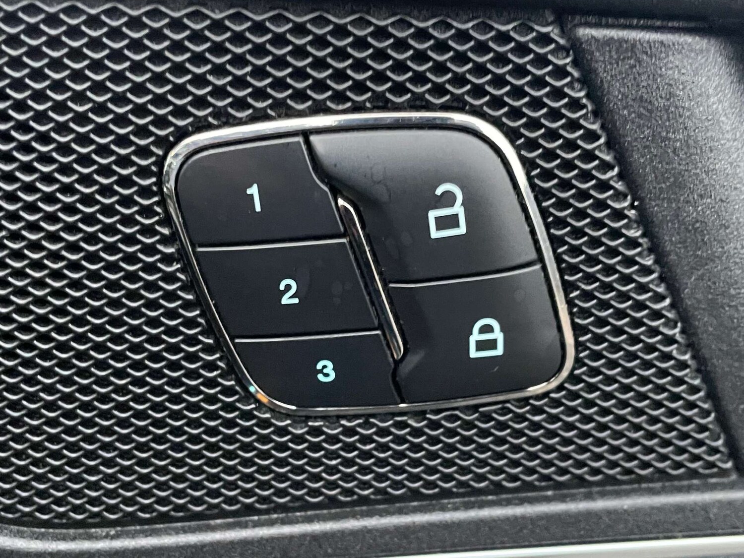 Used Ford Edge 2017 for sale - 77328647: Photo 21