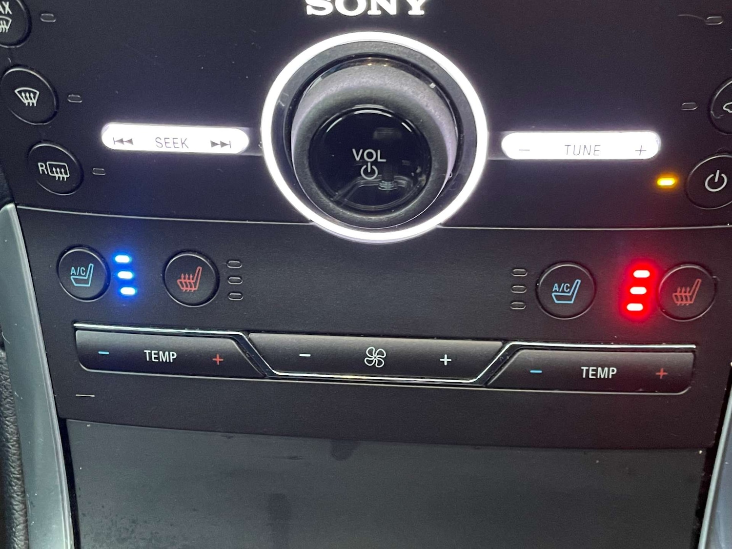 Used Ford Edge 2017 for sale - 77328647: Photo 26