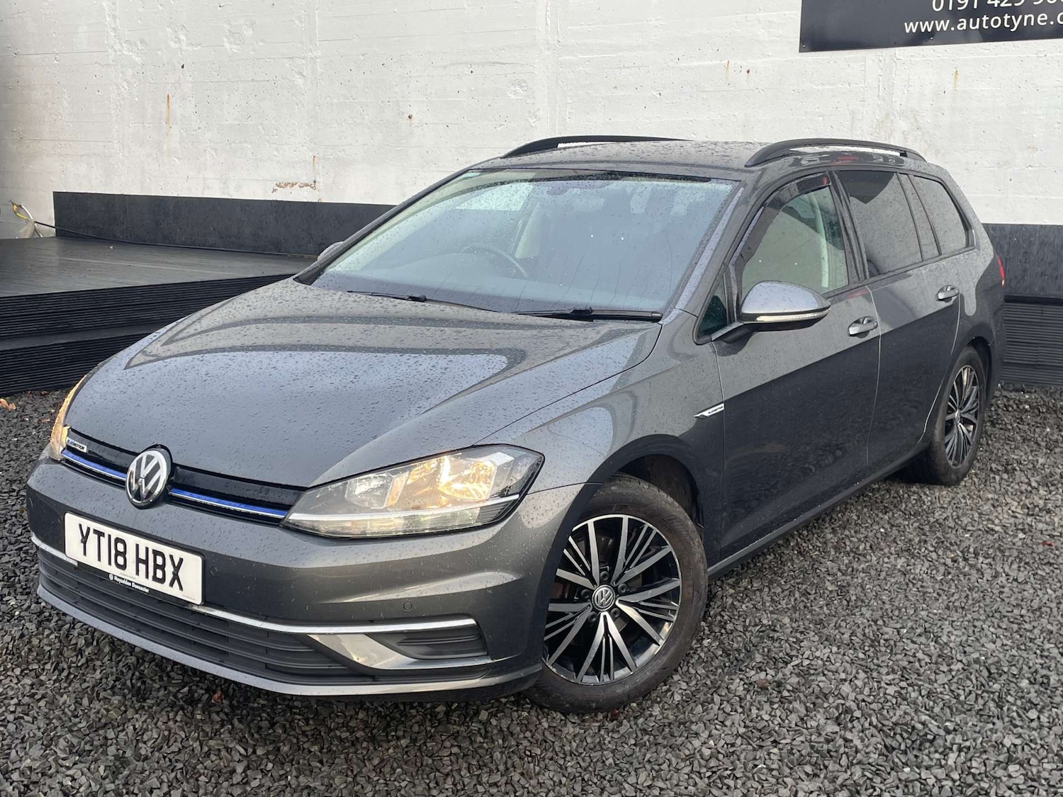 Used Volkswagen Golf 2018 for sale - 76854627: Photo 3