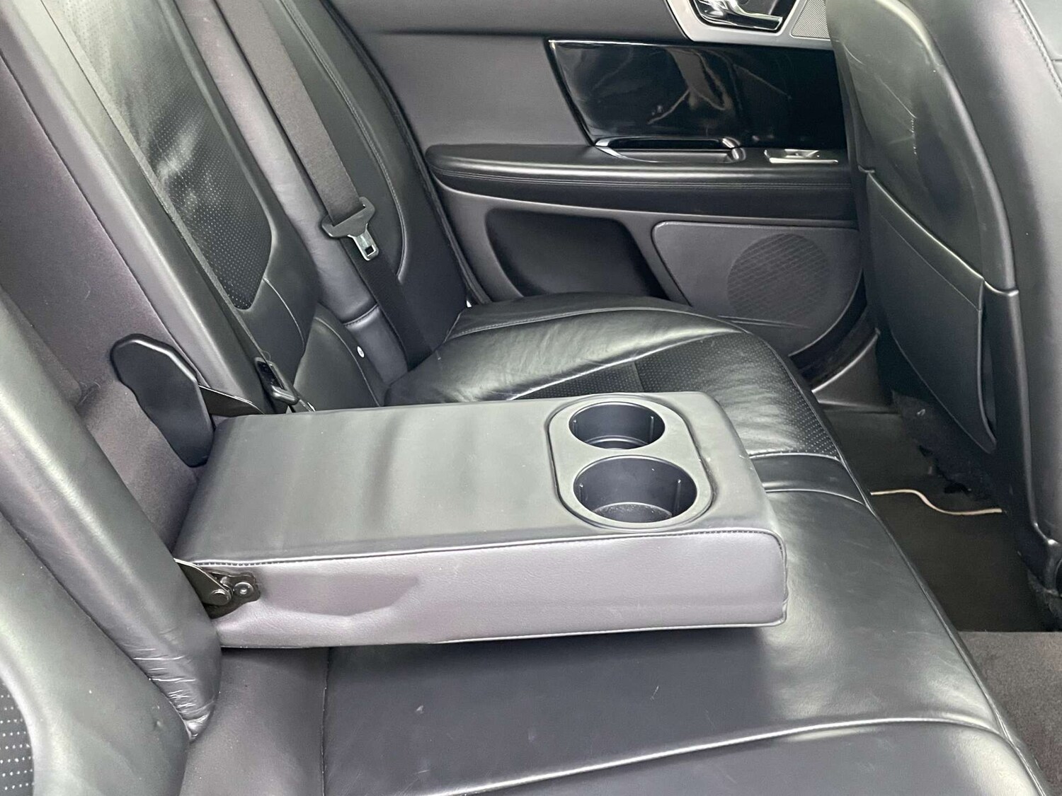 Used Jaguar XF 2013 for sale - 77821714: Photo 18