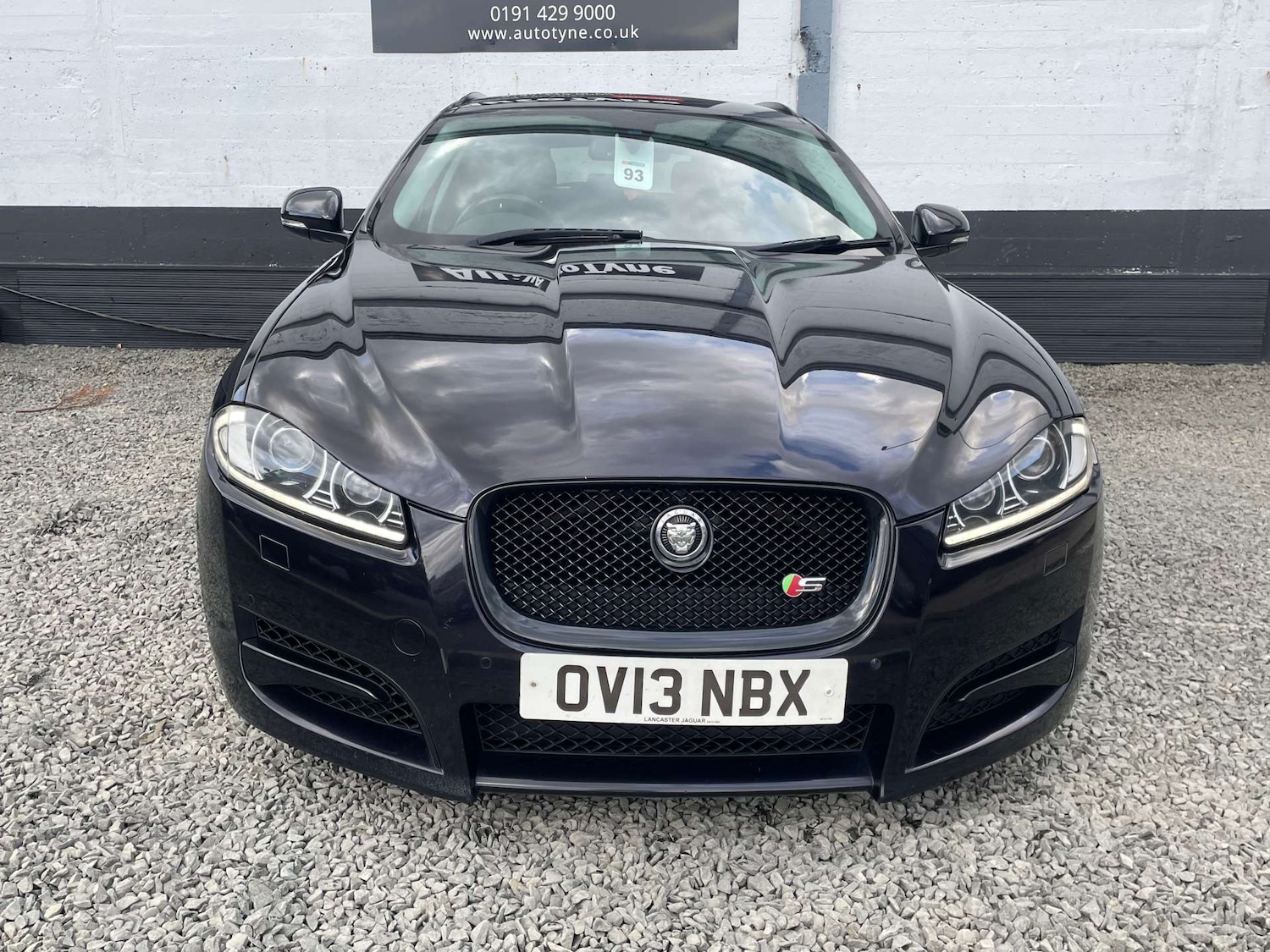 Used Jaguar XF 2013 for sale - 77821714: Photo 2