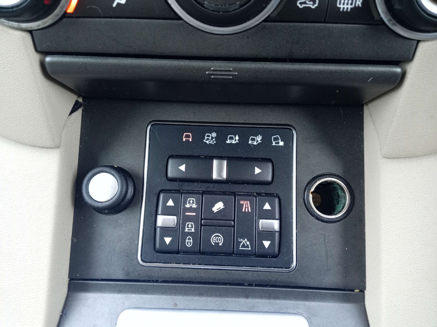 Used Land Rover Discovery 2015 for sale - 77104182: Photo 27