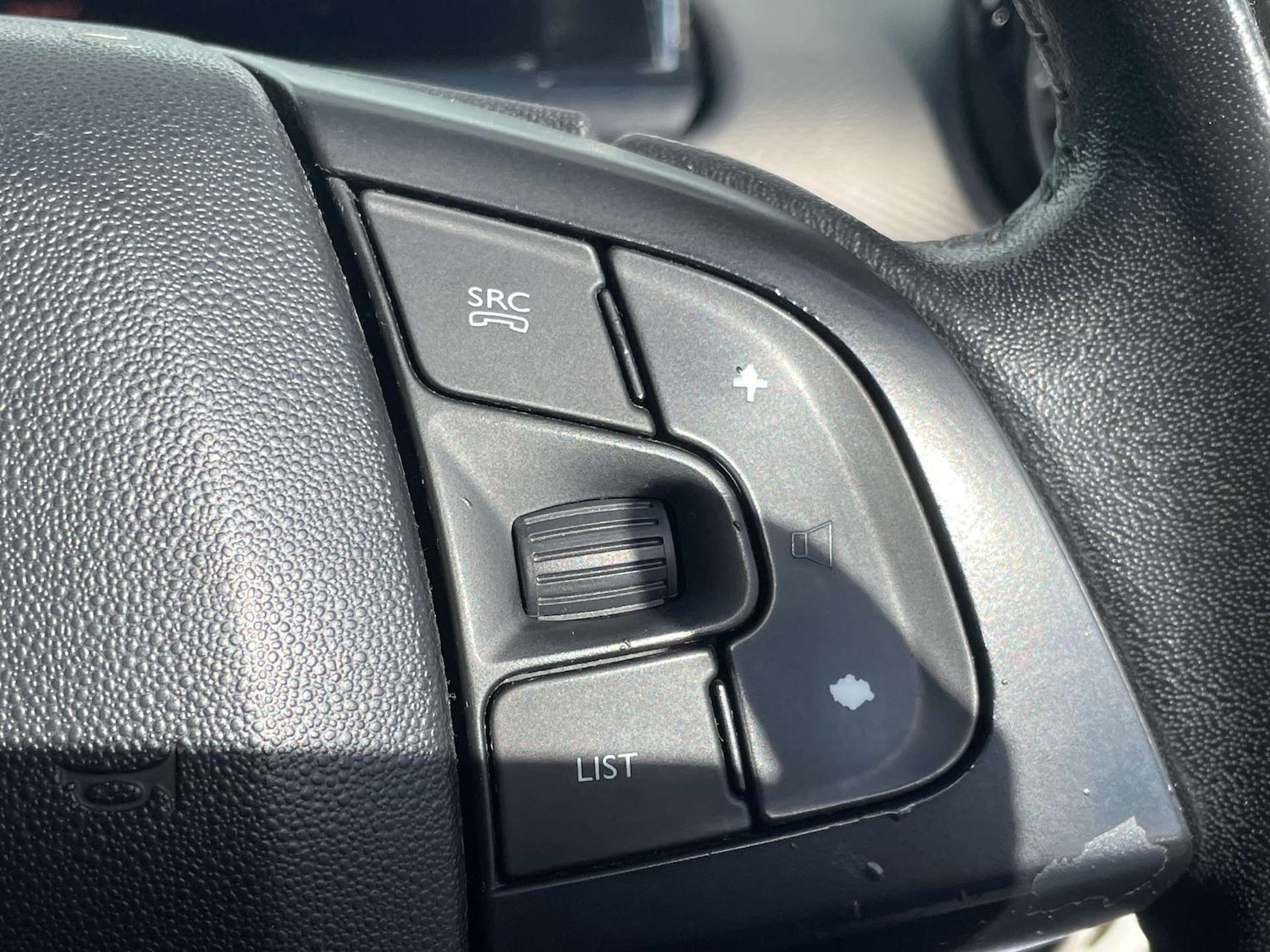 Used Citroen C4 Cactus 2016 for sale - 77818845: Photo 19