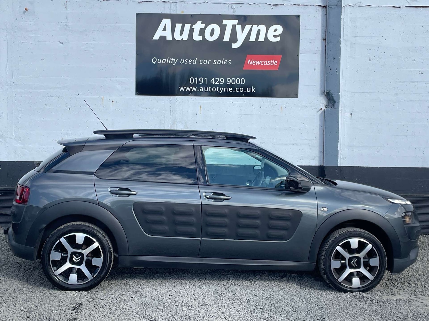 Used Citroen C4 Cactus 2016 for sale - 77818845: Photo 5