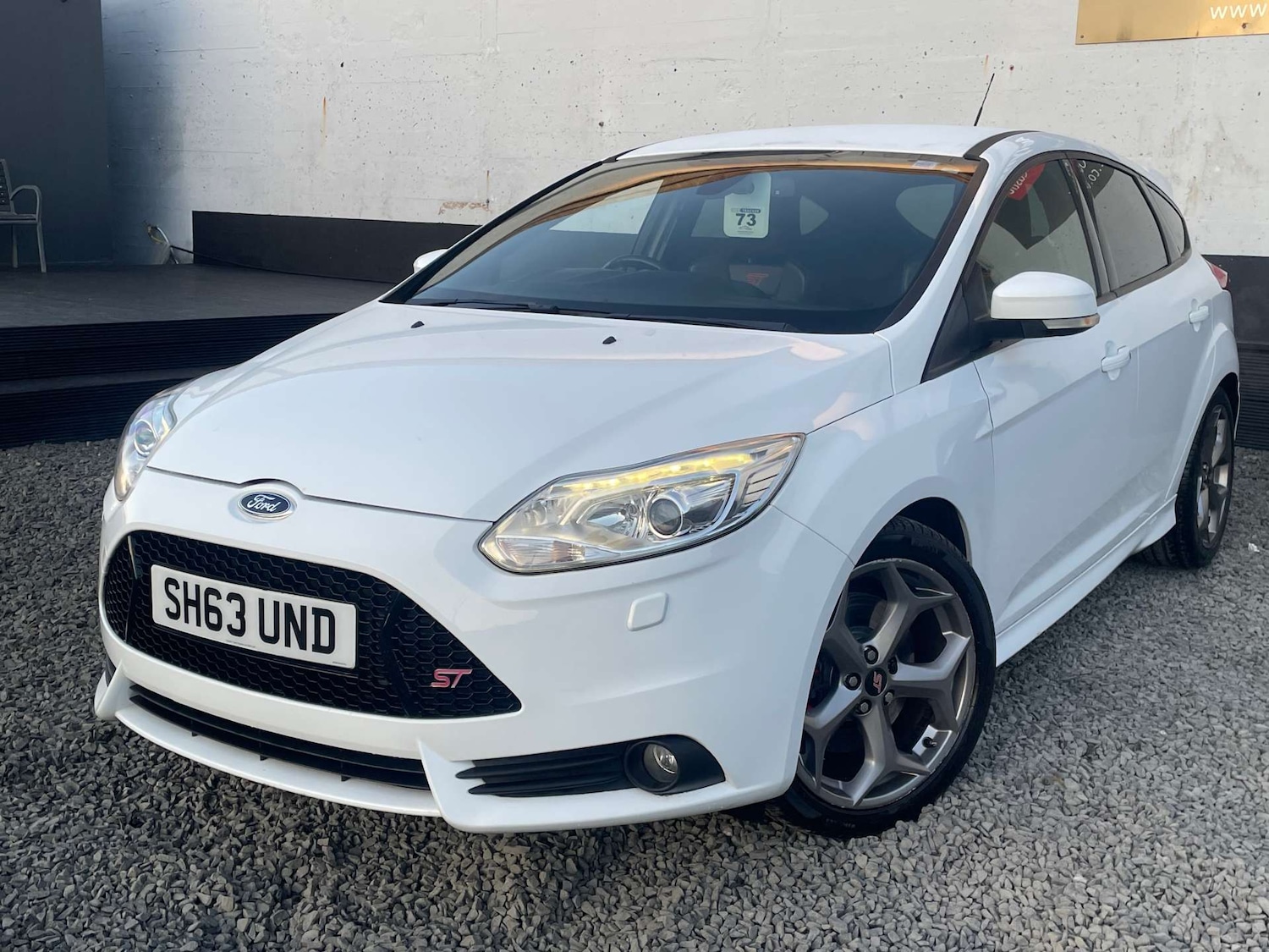 Used Ford Focus 2013 for sale - 76542266: Photo 3