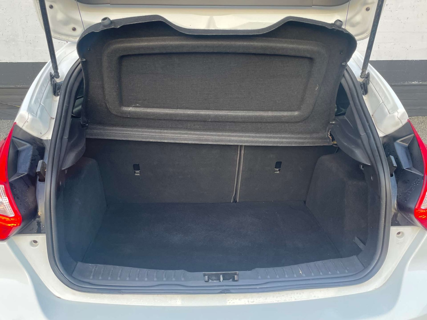 Used Ford Focus 2013 for sale - 76542266: Photo 9