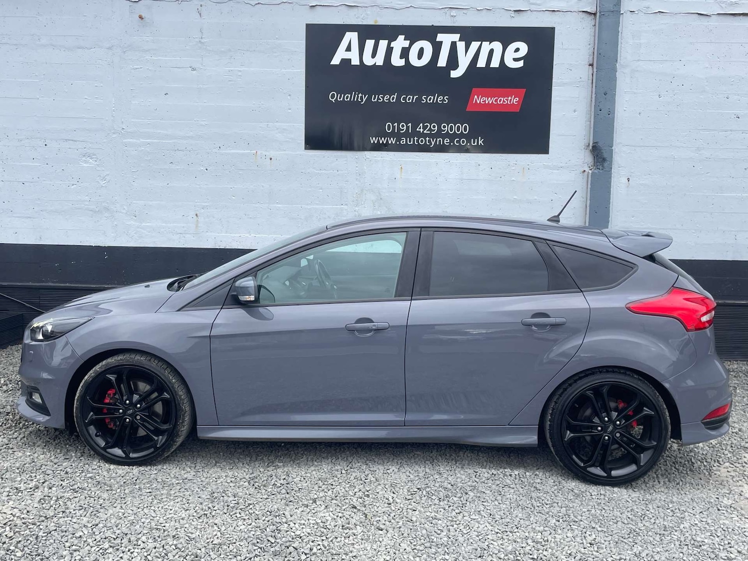 Used Ford Focus 2017 for sale - 78083421: Photo 4