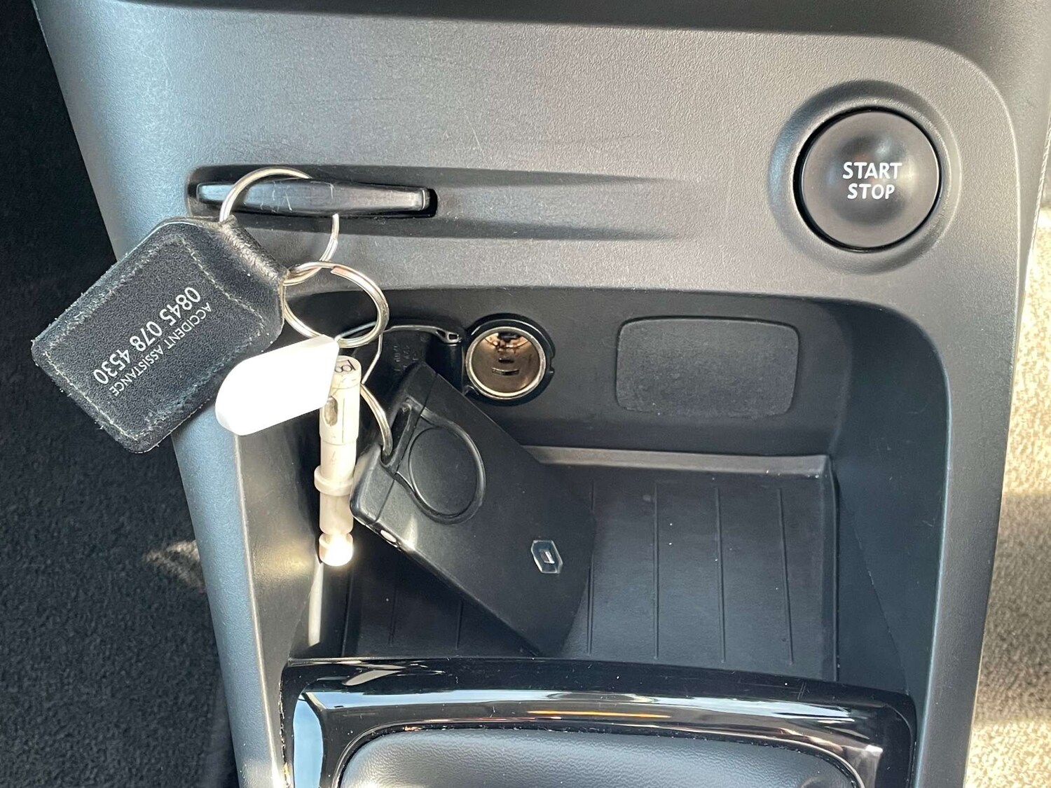 Used Renault Captur 2016 for sale - 77931930: Photo 18