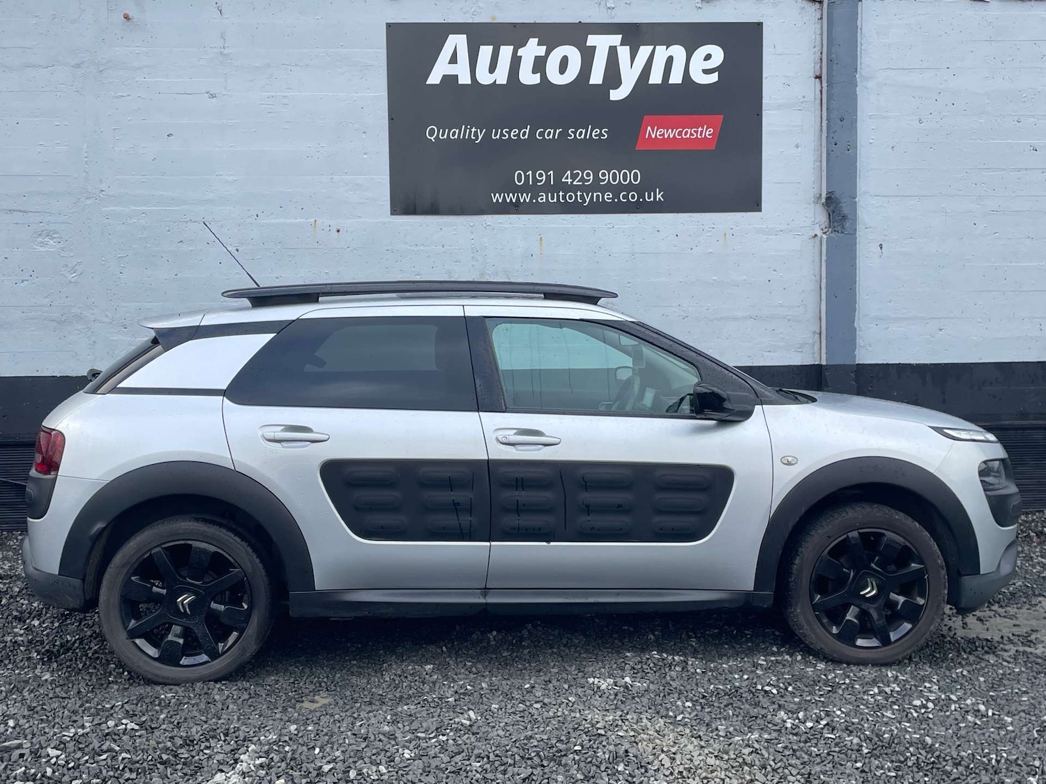 Used Citroen C4 Cactus 2016 for sale - 77392238: Photo 4